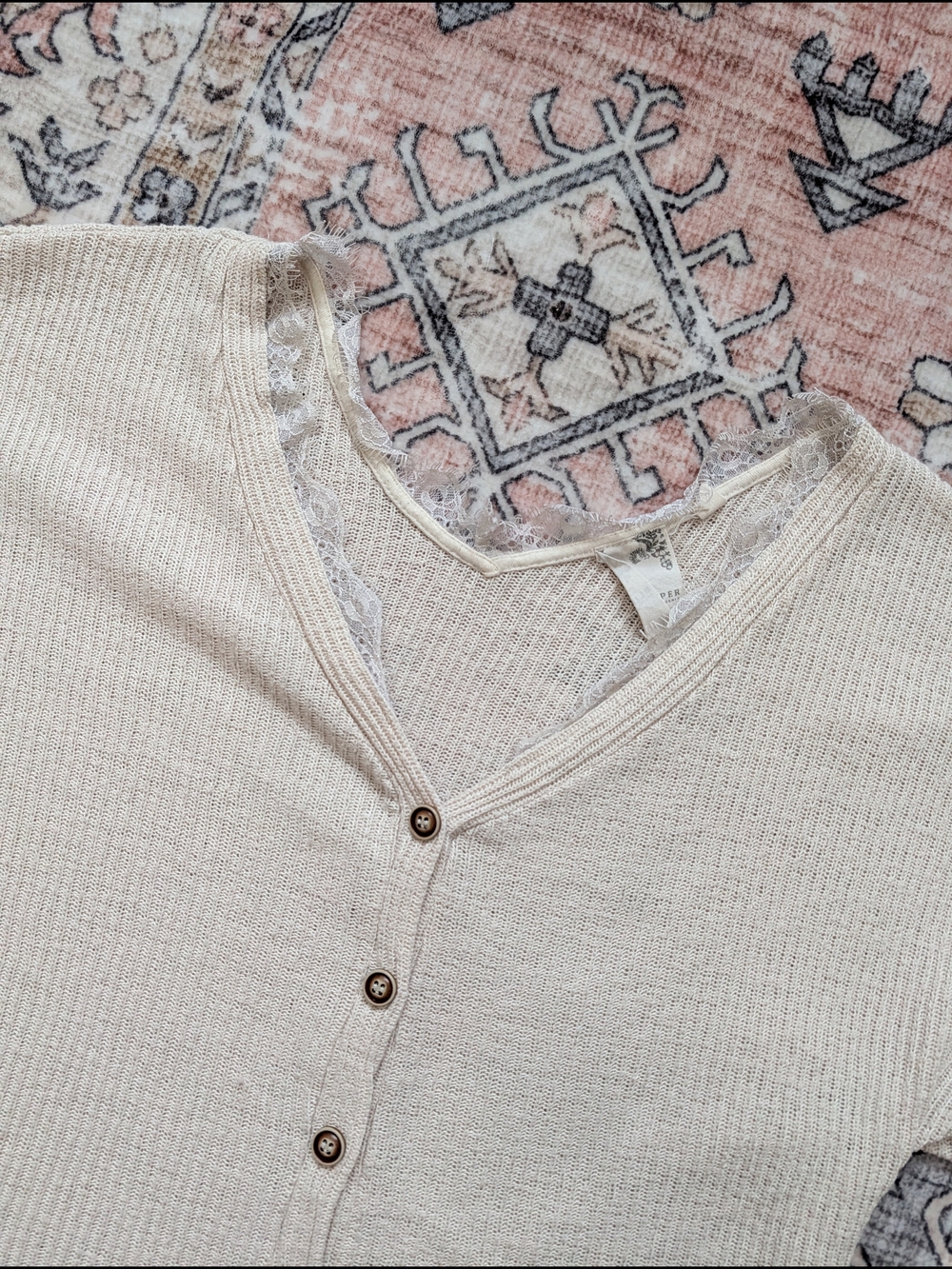 Blu Pepper Cream Ribbed Button-Front Short Sleeve Top - Picture 4 of 9